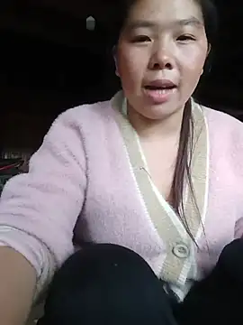 quynhkoolbae online show from 06/18/26, 01:28