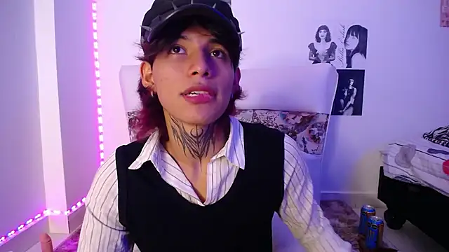 Snapshot of bellamy_095 chatting on 03/12/26, 02:18 bellamy 095 online show from 03/12/26, 02:18