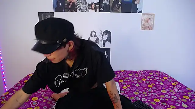 Snapshot of bellamy_095 chatting on 03/20/26, 01:32 bellamy 095 online show from 03/20/26, 01:32