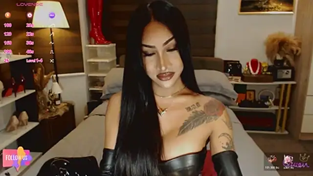Snapshot of SeductiveVictoria chatting on 06/29/26, 10:37 SeductiveVictoria online show from 06/29/26, 10:37