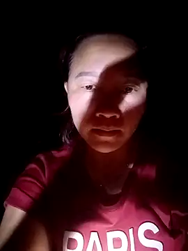 miumiu 00 online show from 11/01/25, 10:56