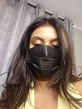 Indian GlowingMiax online show from 05/02/26, 10:09