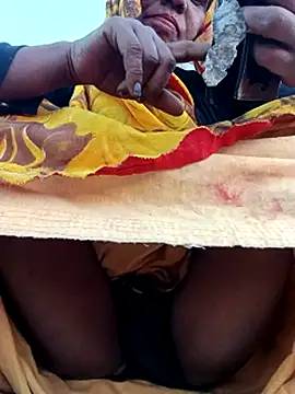 Snapshot of Rubi12A chatting on 12/20/25, 11:50 Rubi12A online show from 12/20/25, 11:50