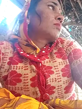 Snapshot of Rubi12A chatting on 12/23/25, 02:42 Rubi12A online show from 12/23/25, 02:42