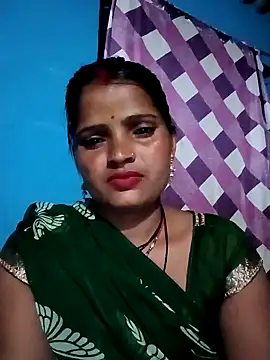 Snapshot of Rubi12A chatting on 03/05/26, 06:37 Rubi12A online show from 03/05/26, 06:37