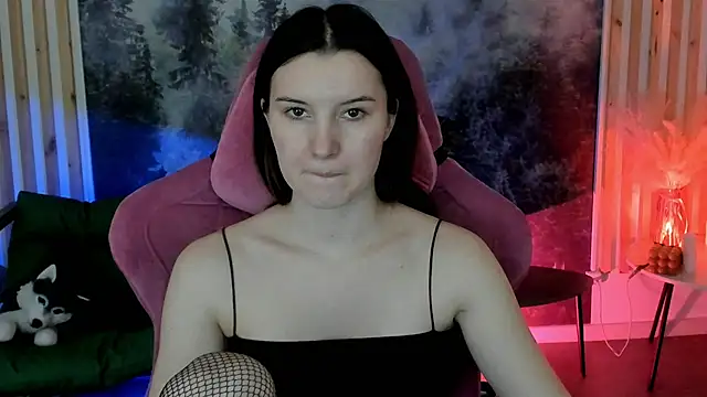 AgataWillis online show from 12/22/25, 10:34