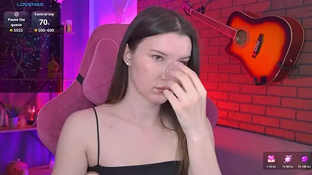 Snapshot of AgataWillis chatting on 04/18/26, 04:38 AgataWillis online show from 04/18/26, 04:38