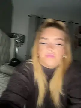 Snapshot of MysteriousMylaX chatting on 01/05/26, 07:28 MysteriousMylaX online show from 01/05/26, 07:28