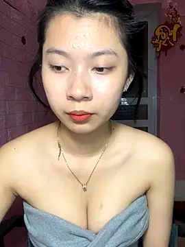 Snapshot of Phthao chatting on 10/05/25, 03:10 Phthao online show from 10/05/25, 03:10