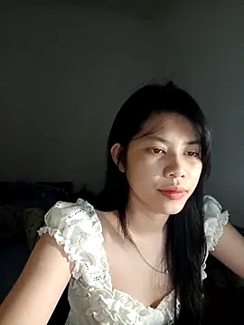 Snapshot of Katanh chatting on 04/01/26, 12:17 Katanh online show from 04/01/26, 12:17