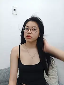 Snapshot of Katanh chatting on 07/14/26, 12:11 Katanh online show from 07/14/26, 12:11