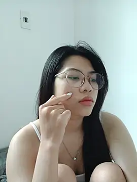 Snapshot of Katanh chatting on 07/19/26, 06:39 Katanh online show from 07/19/26, 06:39