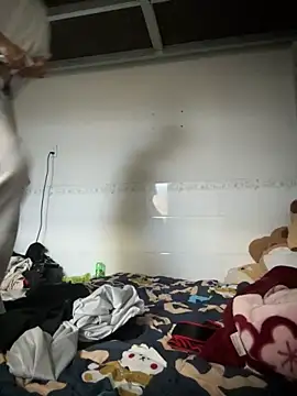 Snapshot of linh21107 chatting on 11/24/25, 08:47 linh21107 online show from 11/24/25, 08:47