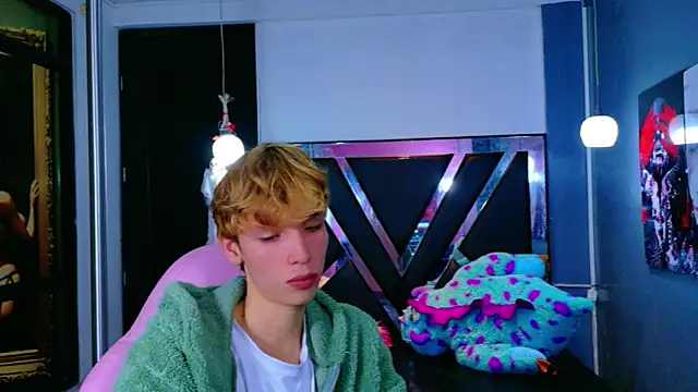 park jimin1 online show from 11/06/25, 12:06