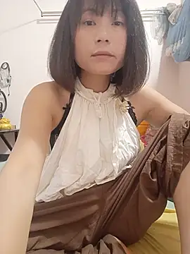 Snapshot of linda_bae00 chatting on 05/26/26, 12:17 linda bae00 online show from 05/26/26, 12:17