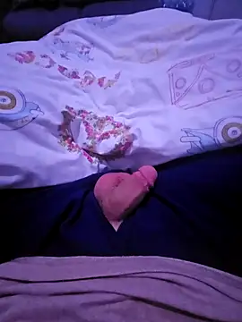 Snapshot of Ard0611 chatting on 02/17/26, 11:00 Ard0611 online show from 02/17/26, 11:00