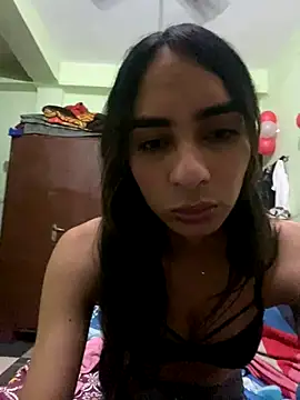 kaylee demm online show from 11/18/25, 10:14