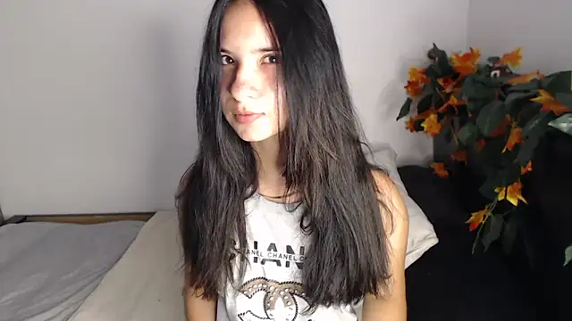 Snapshot of __abrill__ chatting on 10/18/25, 10:10 abrill online show from 10/18/25, 10:10