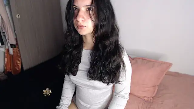 Snapshot of __abrill__ chatting on 11/02/25, 04:26 abrill online show from 11/02/25, 04:26