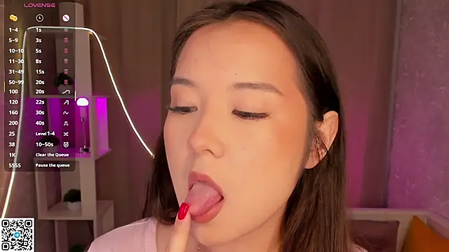 AlberthaEscue online show from 11/23/25, 04:12