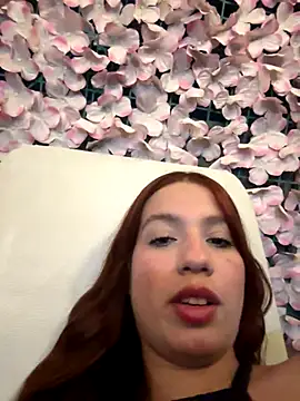 Snapshot of olivia_jass chatting on 09/15/25, 01:27 olivia jass online show from 09/15/25, 01:27