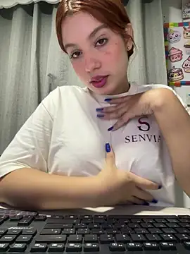 Snapshot of olivia_jass chatting on 05/02/26, 02:11 olivia jass online show from 05/02/26, 02:11