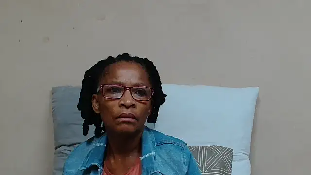 SugarPoppy24xxx online show from 11/03/25, 09:21