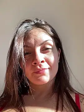 Danielaeliana online show from 04/29/26, 05:41