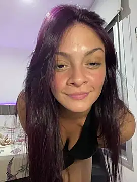 Snapshot of Danielaeliana chatting on 07/28/26, 01:12 Danielaeliana online show from 07/28/26, 01:12