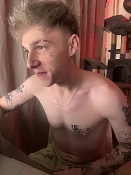 Snapshot of davesinner chatting on 02/23/26, 09:39 davesinner online show from 02/23/26, 09:39