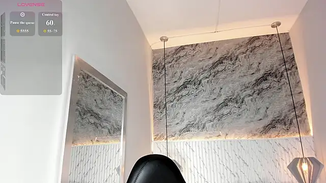 Emilly mell online show from 05/11/26, 11:49