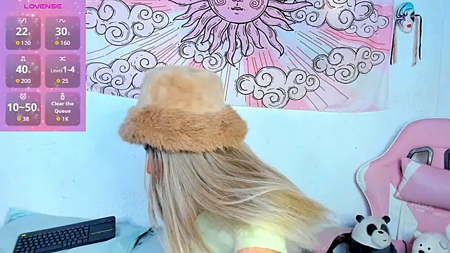brihanna cooper online show from 05/17/26, 02:02
