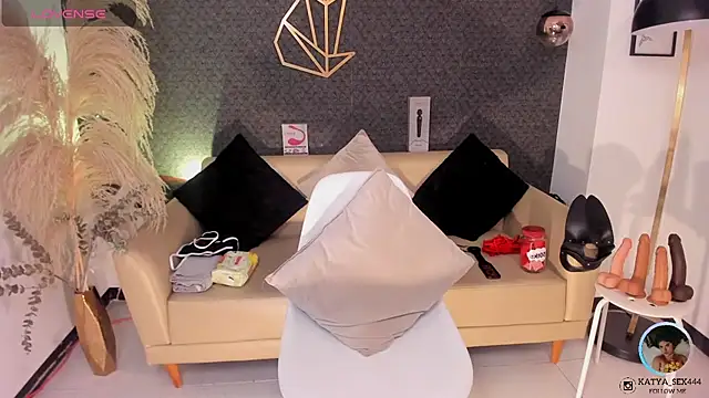 Snapshot of Katia_fire chatting on 09/20/25, 07:42 Katia fire online show from 09/20/25, 07:42