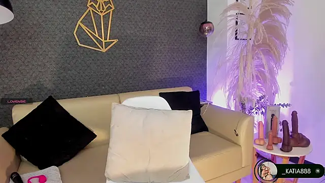 Snapshot of Katia_fire chatting on 03/02/26, 12:35 Katia fire online show from 03/02/26, 12:35