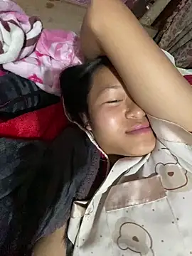 milo bae online show from 12/19/25, 03:24