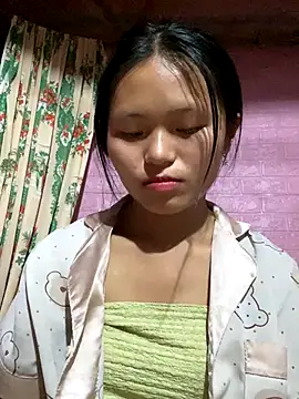 milo bae online show from 12/21/25, 03:24