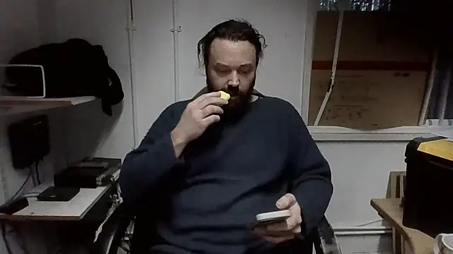 rogerevenmore online show from 11/24/25, 03:45