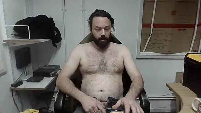 rogerevenmore online show from 11/25/25, 05:02