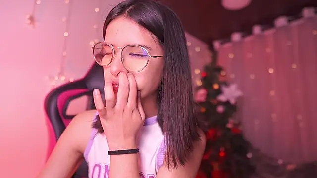 Lana Dreams  online show from 11/27/25, 12:35