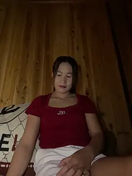 Snapshot of phungtiti chatting on 09/26/25, 02:26 phungtiti online show from 09/26/25, 02:26