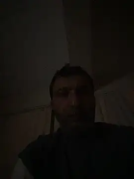 Snapshot of abs1088 chatting on 10/08/25, 02:09 abs1088 online show from 10/08/25, 02:09