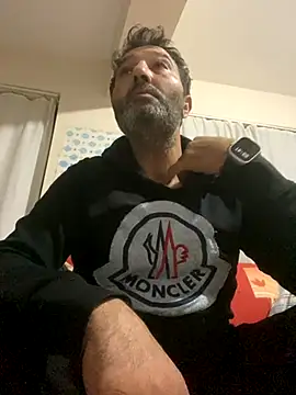 Snapshot of abs1088 chatting on 11/07/25, 08:42 abs1088 online show from 11/07/25, 08:42