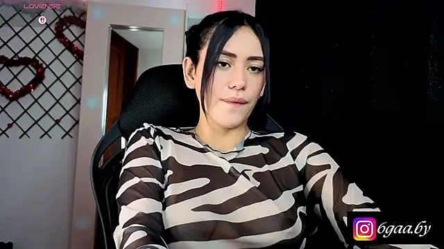 6gaaby online show from 11/23/25, 02:17