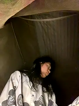 EmLy02 online show from 09/10/25, 11:38