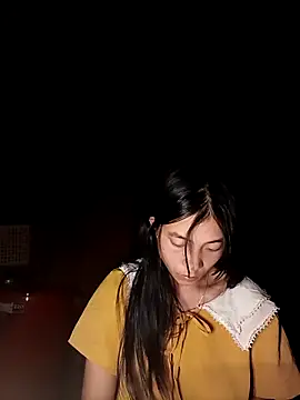 EmLy02 online show from 10/07/25, 01:30