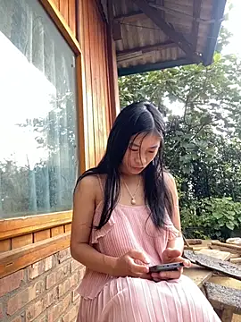 EmLy02 online show from 11/10/25, 01:59