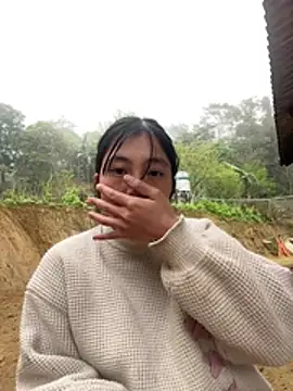 EmLy02 online show from 03/04/26, 07:58