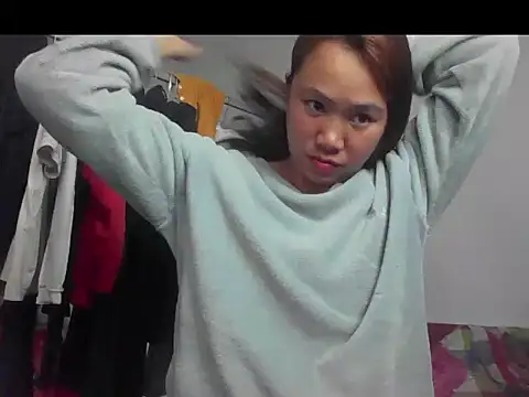 Snapshot of fanchunn chatting on 04/02/26, 06:55 fanchunn online show from 04/02/26, 06:55