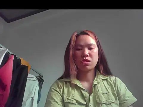 Snapshot of fanchunn chatting on 04/03/26, 12:08 fanchunn online show from 04/03/26, 12:08