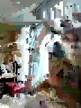 Snapshot of lingling5200 chatting on 09/09/25, 03:17 lingling5200 online show from 09/09/25, 03:17